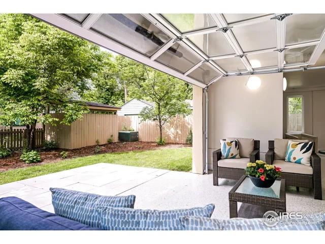 a view of outdoor space yard and patio