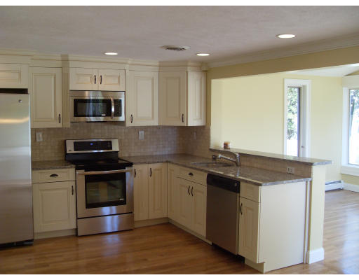 18 Plymouth Road Peabody, MA 01960 - Photo 11 of 25 Gallery Image 11