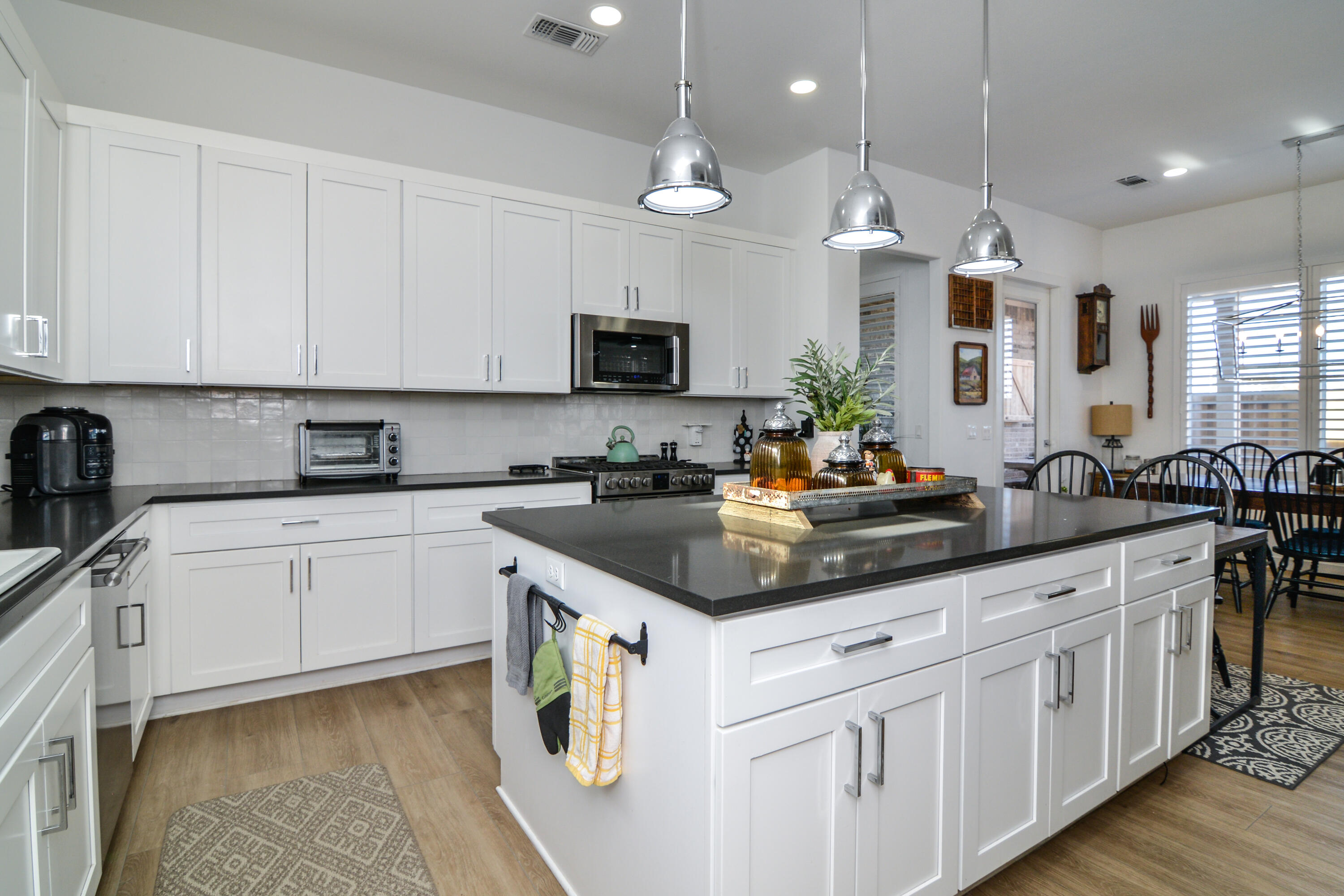 12014 Savannah Avenue Lubbock, TX 79424 - Photo 27 of 79 12014 Savannah-33