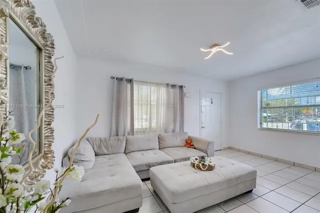 $699,000 | 901 Southwest 34th Avenue, Miami, FL 33135