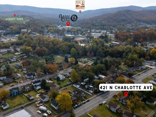 $350,000 | 421 North Charlotte Avenue, Waynesboro, VA 22980