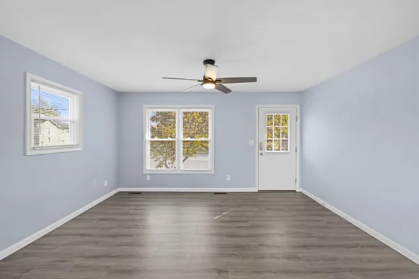 $350,000 | 421 North Charlotte Avenue, Waynesboro, VA 22980