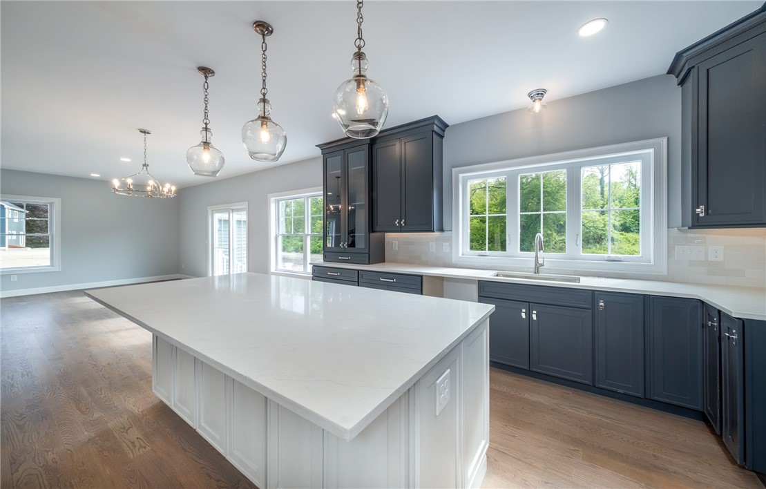 4 Upper Farm Way Johnston, RI 02919 - Photo 7 of 34