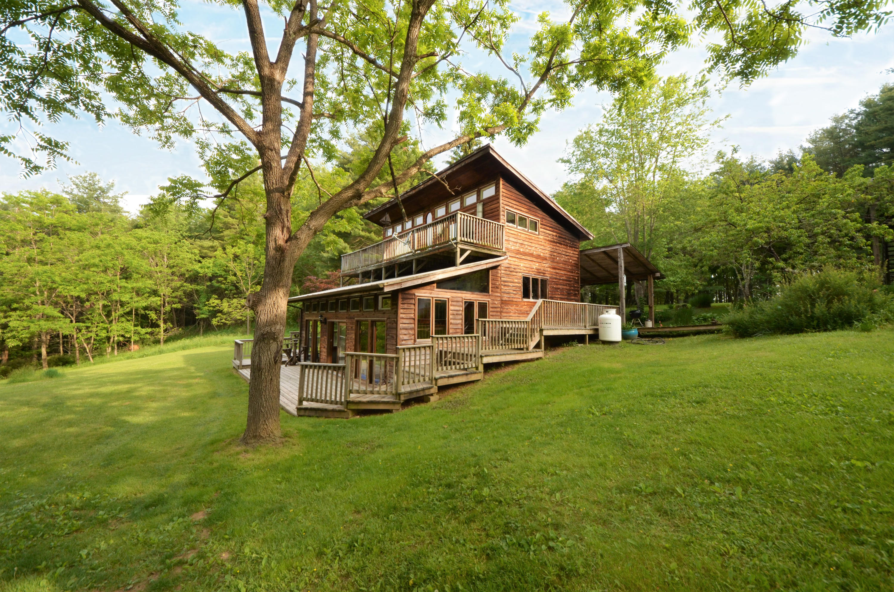 1687 Merifield Road Northwest Willis, VA 24380 - Photo 4 of 33 DSC_0005 (2)