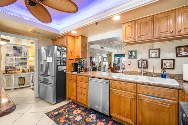 $5,000 | 374 Golfview Road, Unit 205, North Palm Beach, FL 33408