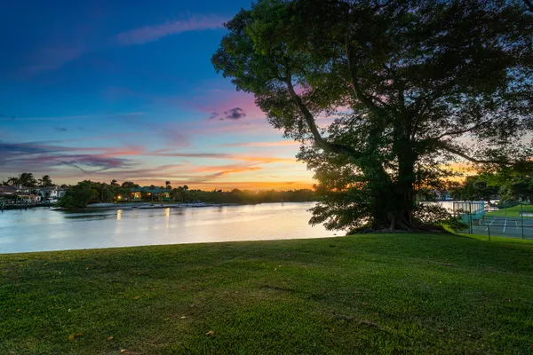 $5,000 | 374 Golfview Road, Unit 205, North Palm Beach, FL 33408