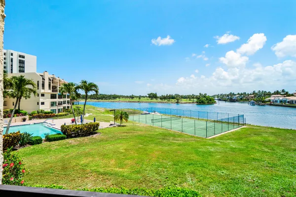 $5,000 | 374 Golfview Road, Unit 205, North Palm Beach, FL 33408