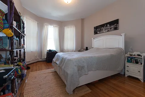 $2,400 | 206 Chestnut Hill Avenue, Unit 9, Boston, MA 02135