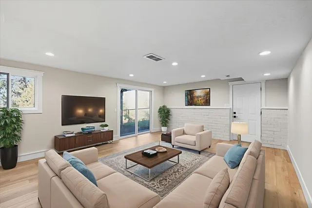 $585,000 | 11815 North King Arthur Drive, Spokane, WA 99218