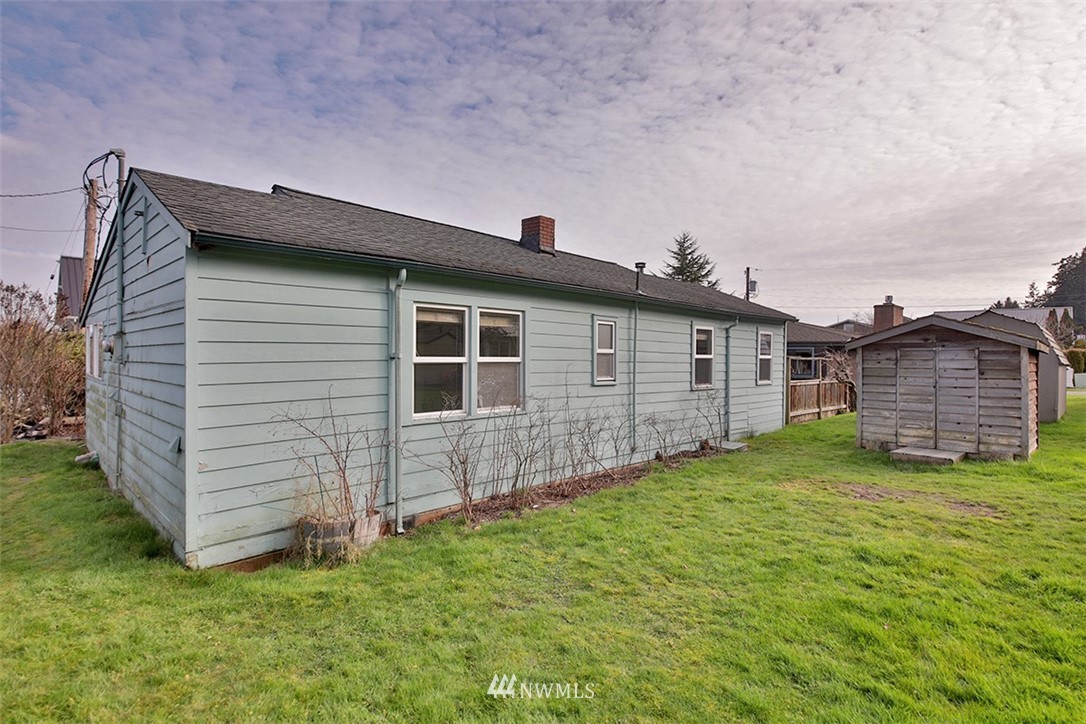 6834 Jim John Road Clinton, WA 98236 - Photo 13 of 27 Gallery Image 13