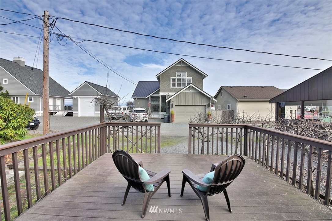 6834 Jim John Road Clinton, WA 98236 - Photo 15 of 27 Gallery Image 15