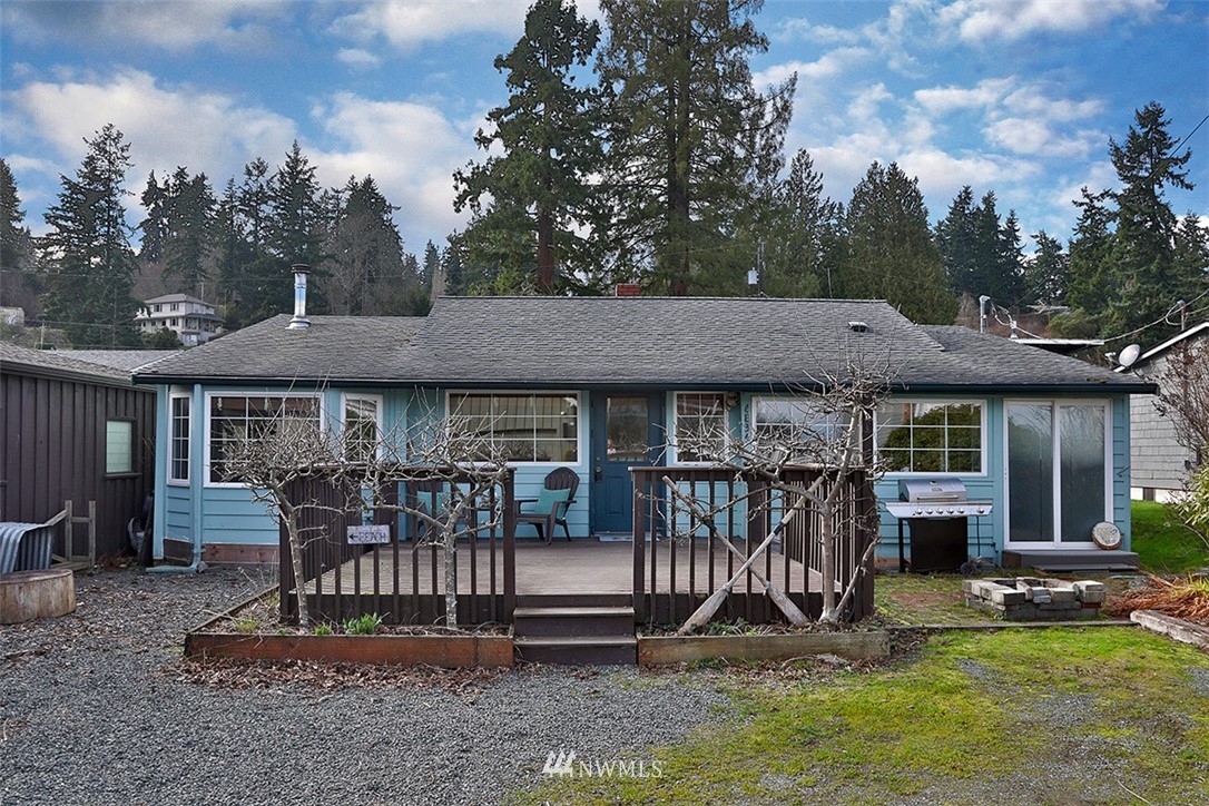 6834 Jim John Road Clinton, WA 98236 - Photo 17 of 27 Gallery Image 17