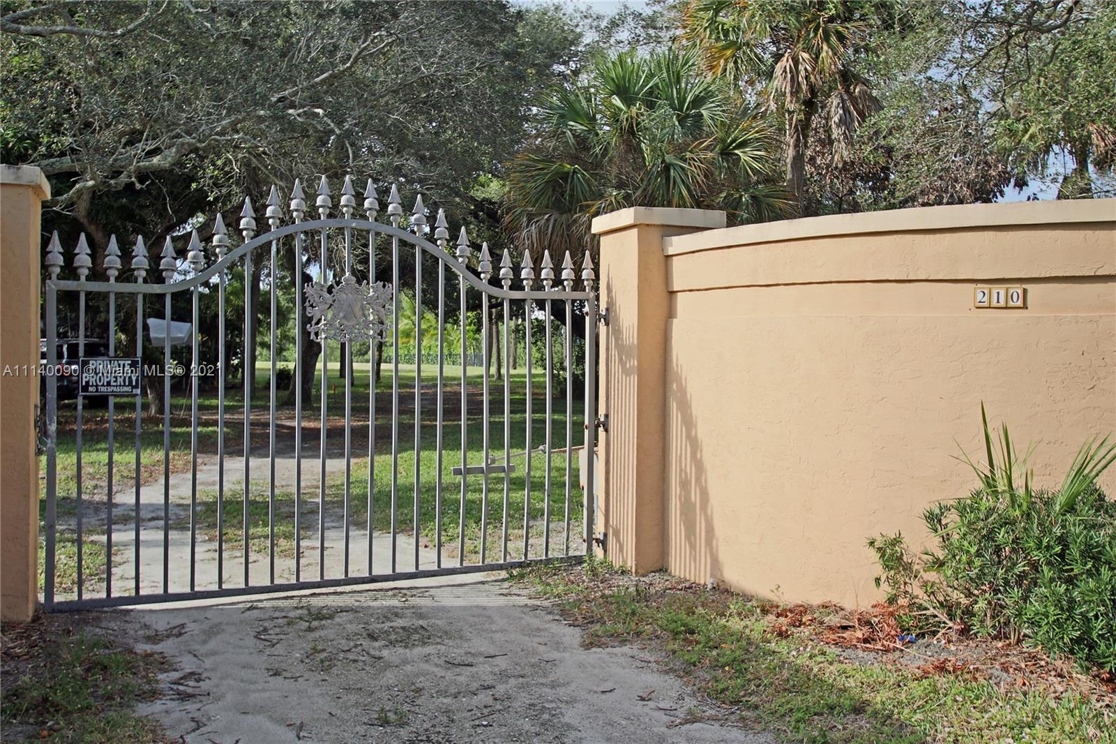 210 West Riverside Drive Jupiter, FL 33469 - Photo 8 of 22