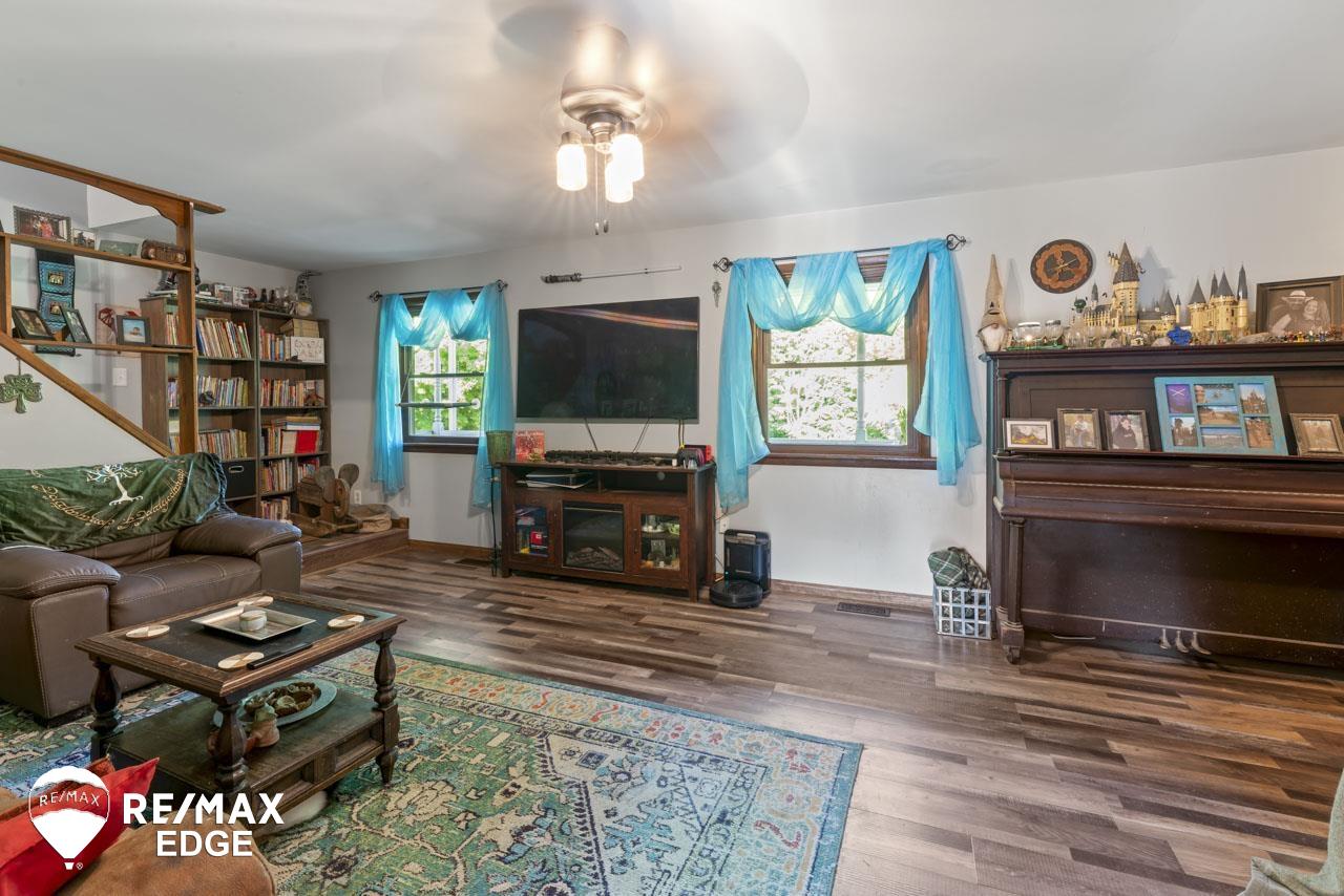 12163 Washburn Road Columbiaville, MI 48421 - Photo 8 of 32 50118125-7.JPG