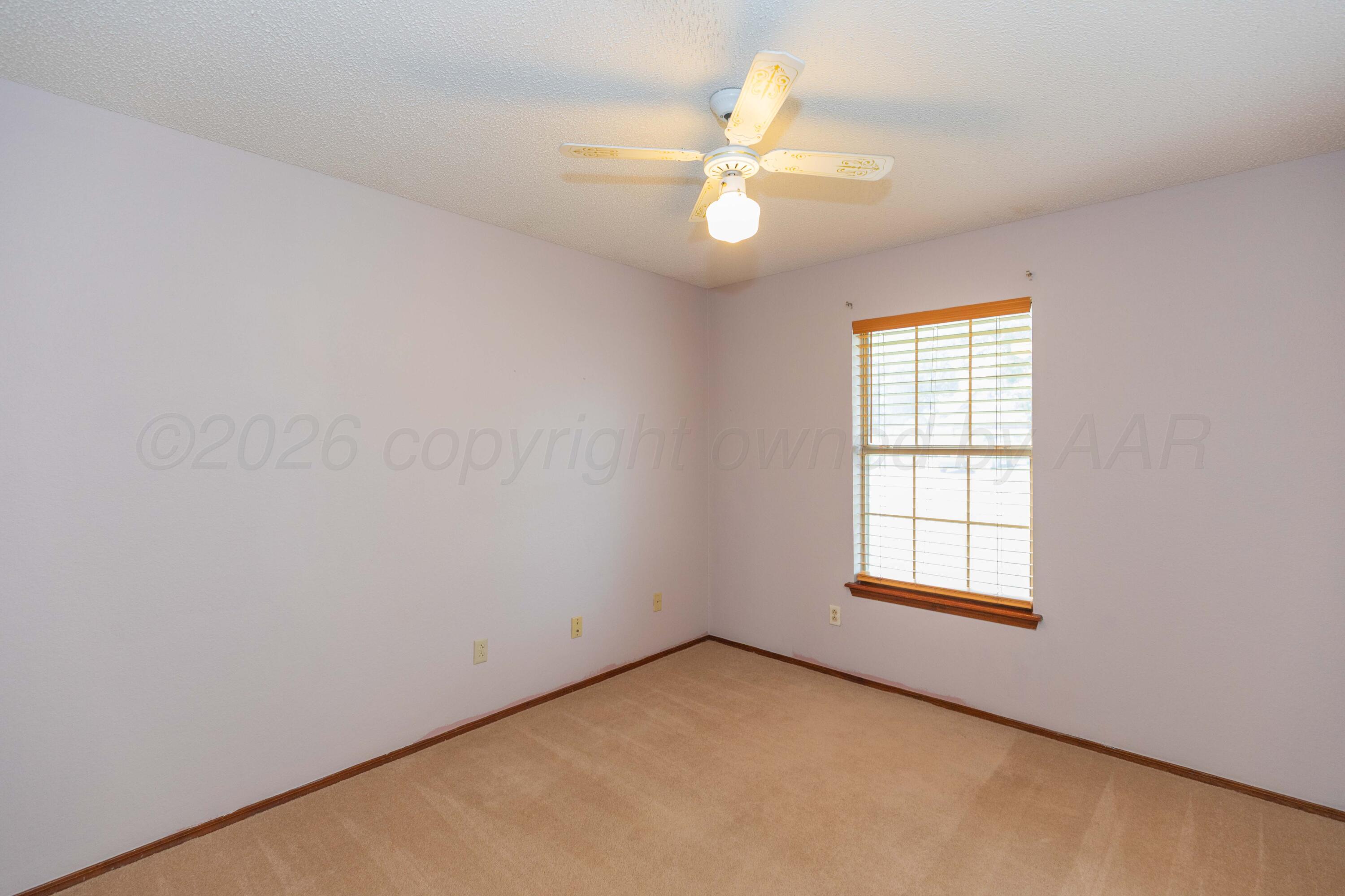 4206 Relatta Avenue Amarillo, TX 79110 - Photo 22 of 40 BEDROOM 3 VIEW 1