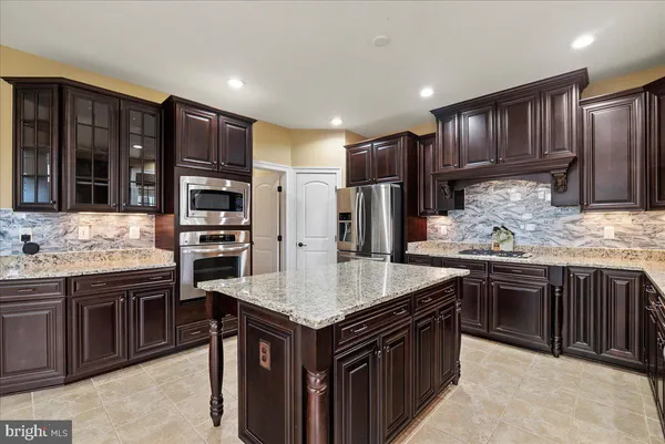 $1,600,000 | 42470 Fawn Meadow Place, Chantilly, VA 20152