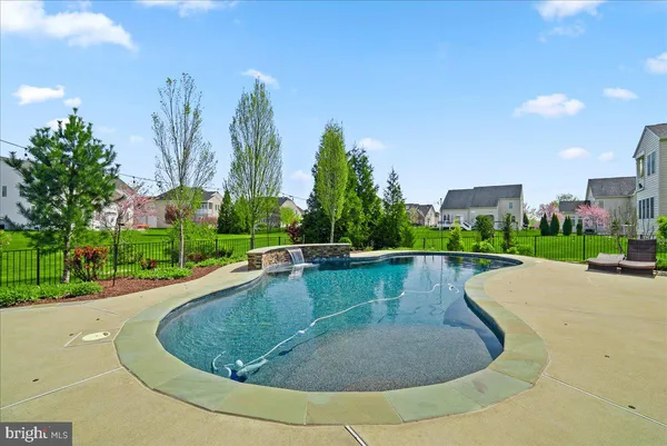 $1,600,000 | 42470 Fawn Meadow Place, Chantilly, VA 20152