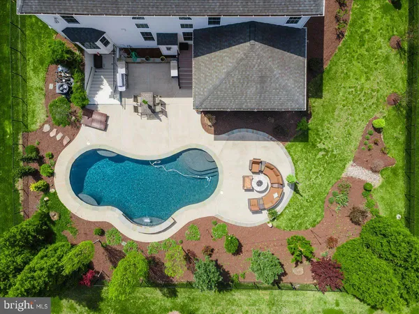 $1,600,000 | 42470 Fawn Meadow Place, Chantilly, VA 20152