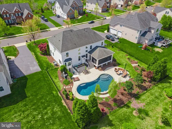 $1,600,000 | 42470 Fawn Meadow Place, Chantilly, VA 20152