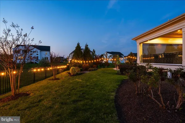 $1,600,000 | 42470 Fawn Meadow Place, Chantilly, VA 20152