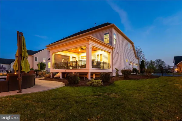 $1,600,000 | 42470 Fawn Meadow Place, Chantilly, VA 20152