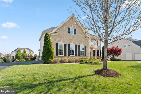 $1,600,000 | 42470 Fawn Meadow Place, Chantilly, VA 20152