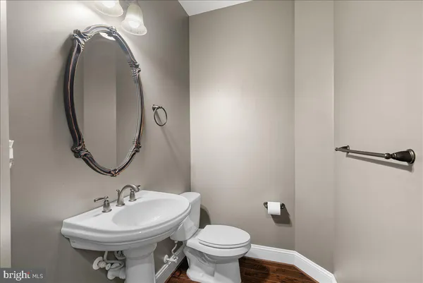 $1,600,000 | 42470 Fawn Meadow Place, Chantilly, VA 20152