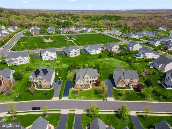 $1,600,000 | 42470 Fawn Meadow Place, Chantilly, VA 20152
