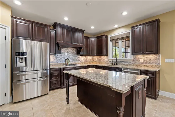 $1,600,000 | 42470 Fawn Meadow Place, Chantilly, VA 20152