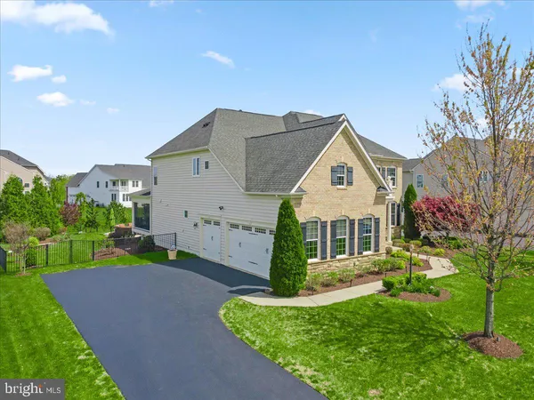 $1,600,000 | 42470 Fawn Meadow Place, Chantilly, VA 20152