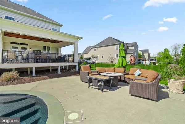 $1,600,000 | 42470 Fawn Meadow Place, Chantilly, VA 20152