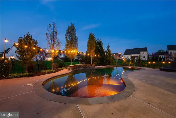 $1,600,000 | 42470 Fawn Meadow Place, Chantilly, VA 20152