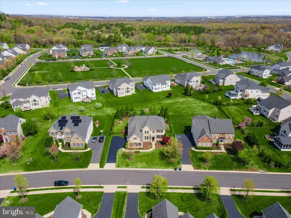 $1,600,000 | 42470 Fawn Meadow Place, Chantilly, VA 20152