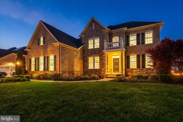 $1,600,000 | 42470 Fawn Meadow Place, Chantilly, VA 20152