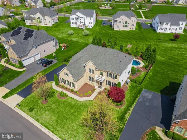 $1,600,000 | 42470 Fawn Meadow Place, Chantilly, VA 20152