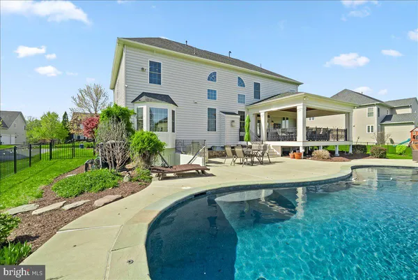 $1,600,000 | 42470 Fawn Meadow Place, Chantilly, VA 20152