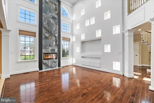 $1,600,000 | 42470 Fawn Meadow Place, Chantilly, VA 20152