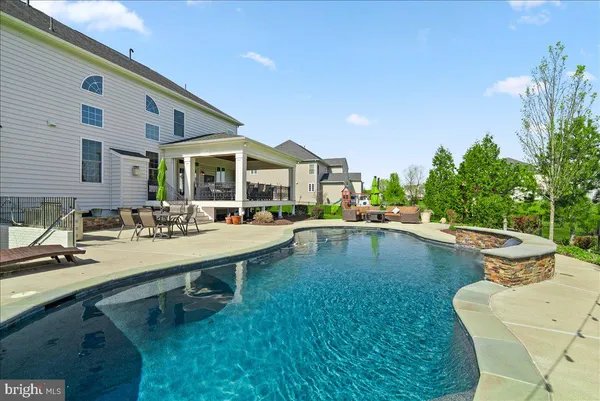 $1,600,000 | 42470 Fawn Meadow Place, Chantilly, VA 20152