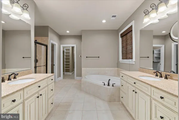 $1,600,000 | 42470 Fawn Meadow Place, Chantilly, VA 20152