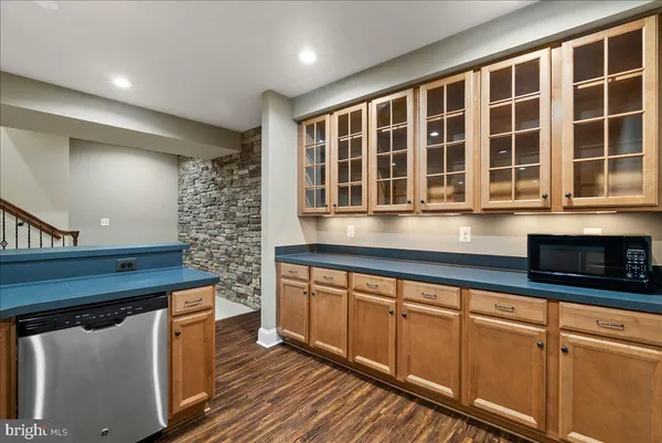 $1,600,000 | 42470 Fawn Meadow Place, Chantilly, VA 20152