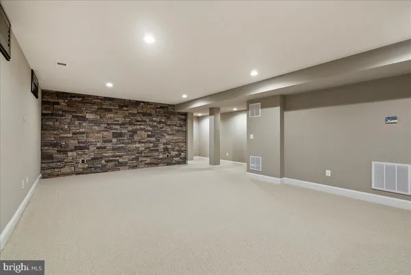 $1,600,000 | 42470 Fawn Meadow Place, Chantilly, VA 20152