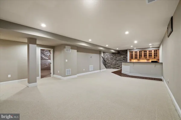 $1,600,000 | 42470 Fawn Meadow Place, Chantilly, VA 20152