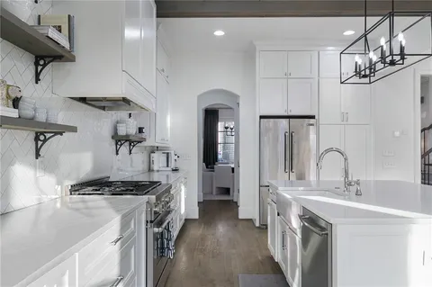 $1,625,000 | 2990 Surrey Lane, Atlanta, GA 30341