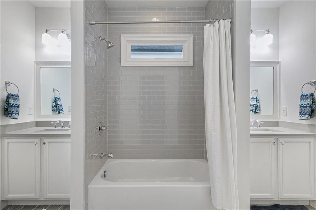 2990 Surrey Lane Atlanta, GA 30341 - Photo 32 of 43