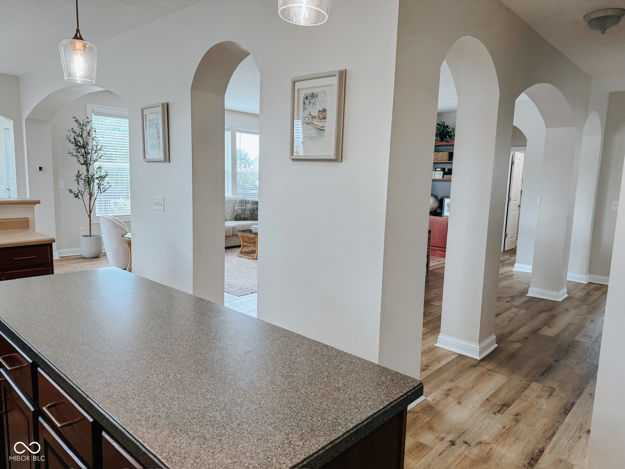 2923 Sleeping Ridge Way Indianapolis, IN 46217 - Photo 11 of 42 Gallery Image 11