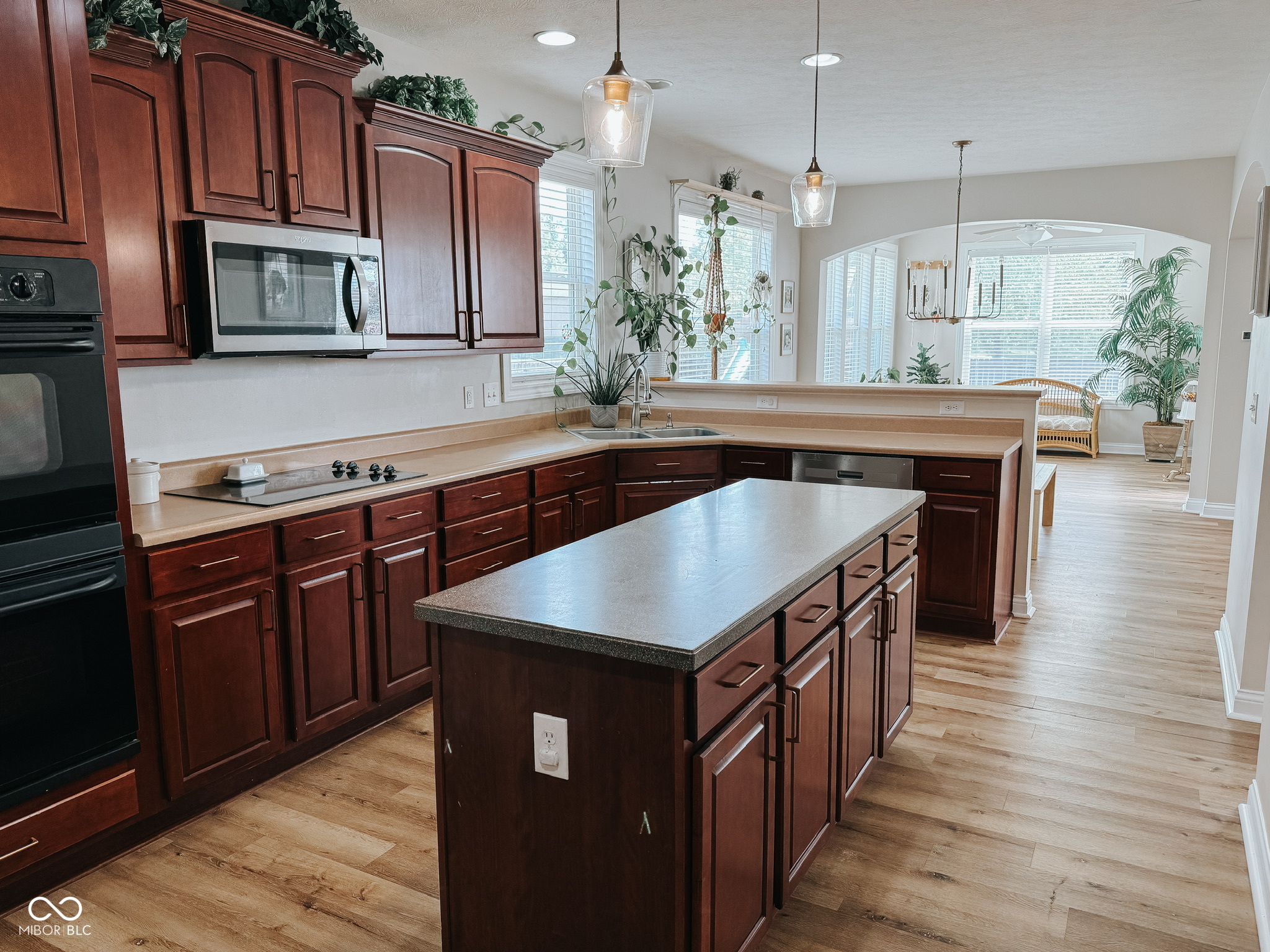 2923 Sleeping Ridge Way Indianapolis, IN 46217 - Photo 17 of 42 Gallery Image 17