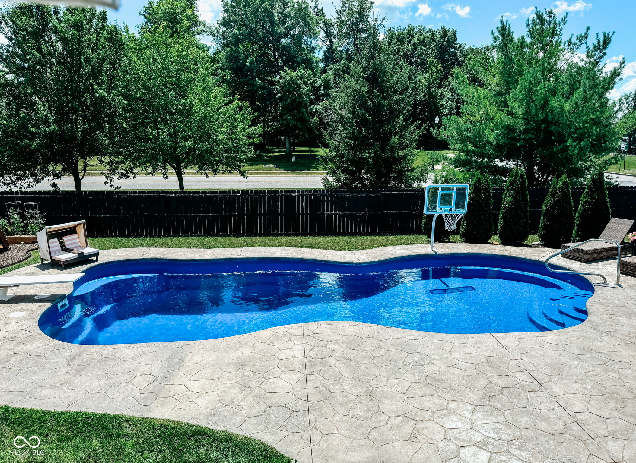 2923 Sleeping Ridge Way Indianapolis, IN 46217 - Photo 38 of 42 Gallery Image 38