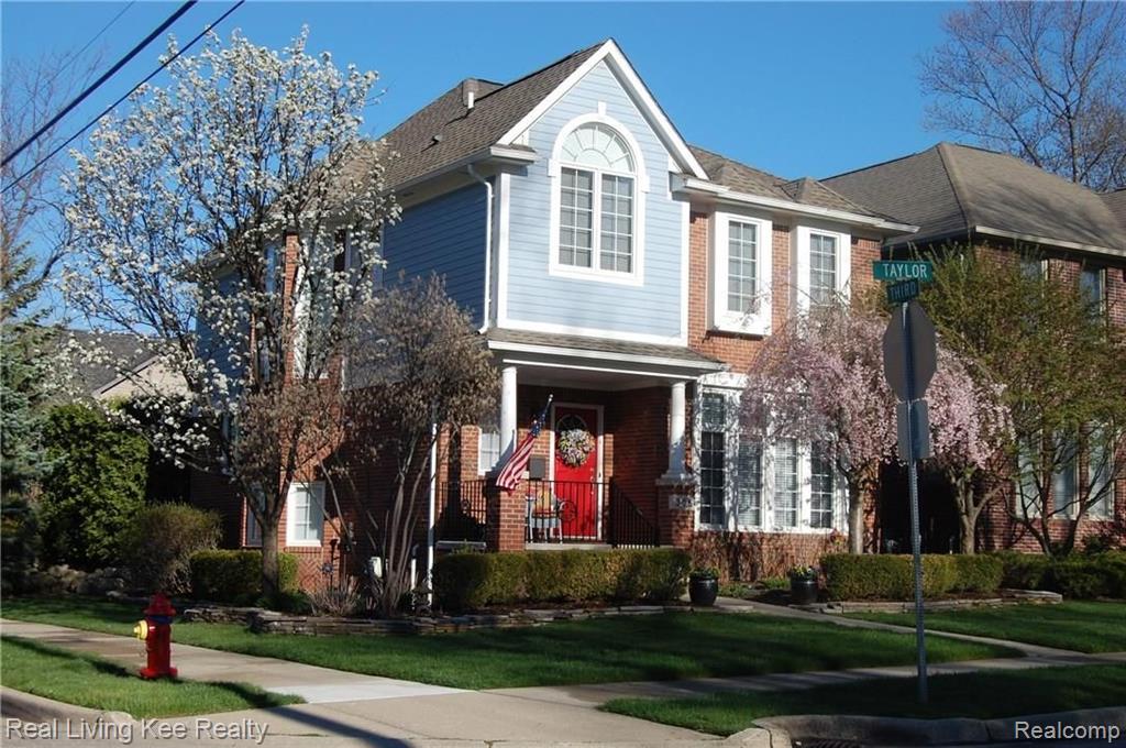 305 Taylor Avenue Rochester, MI 48307 - Photo 1 of 54