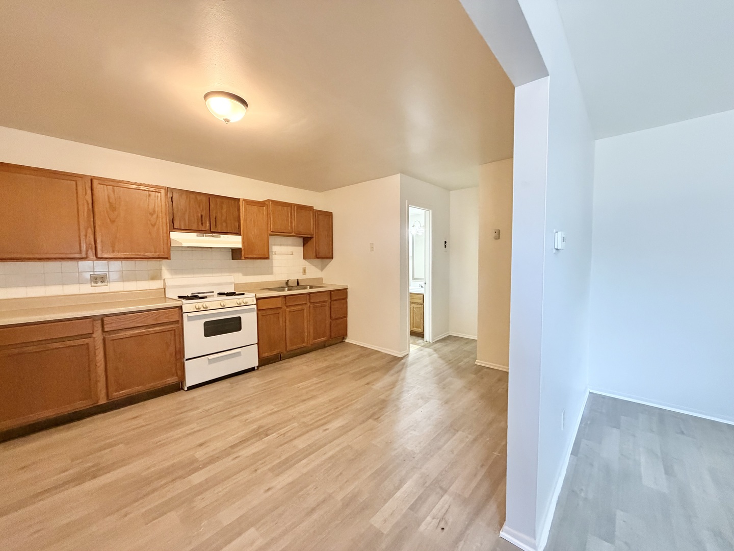 915 Market Street Normal, IL 61761 - Photo 2 of 25