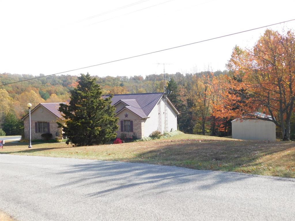 10901 West Georgetown Road Columbus, IN 47201 - Photo 2 of 45